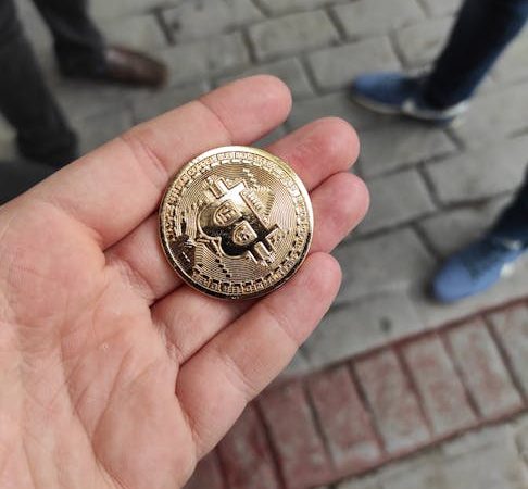 Investir dans les Crypto-monnaies via Mobile en Côte dIvoire Un Guide Complet